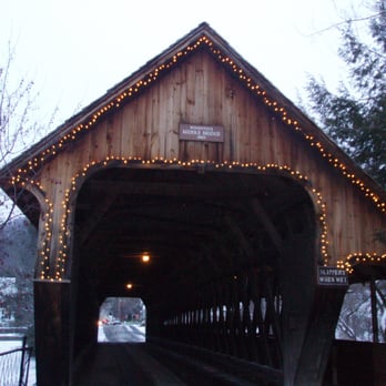 Middle Covered Bridge - One of many covered bridges in Vermont. This is one of the most picturesque. - Landmarks & Historical Buildings Near Me - Woodstock, Vermont Middle Covered Bridge - One of many covered bridges in Vermont. This is one of the most picturesque. - Landmarks & Historical Buildings Near Me - Woodstock, Vermont