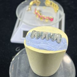 Mr Bling Gold Teeth - Bottom Mold