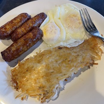 Aromas - Sausage, Eggs and Hash browns. - Buffets Near Me - Fresno, California