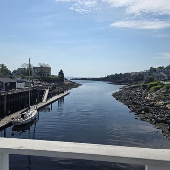 Perkins Cove Draw Bridge - View from bridge - Landmarks & Historical Buildings Near Me - Ogunquit, Maine Perkins Cove Draw Bridge - View from bridge - Landmarks & Historical Buildings Near Me - Ogunquit, Maine