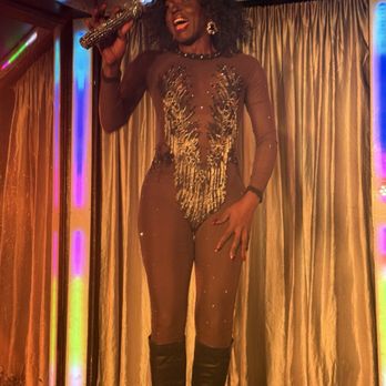 Bar TR3S Lisboa - Drag shows - Gay Bars Near Me - Lisbon, 11