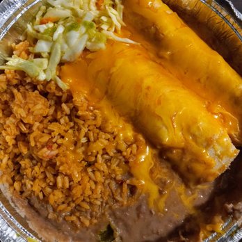 Azteca Mexican Restaurant - Chicken enchilada plate - Mexican Near Me - Charlotte, North Carolina