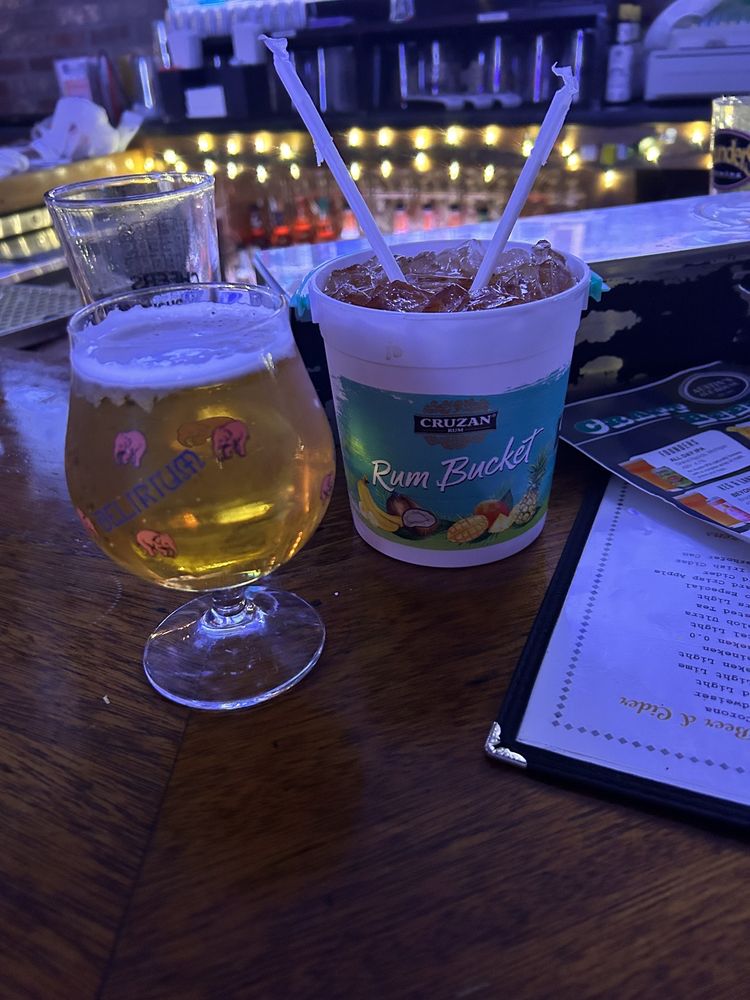 Austin's Ale House