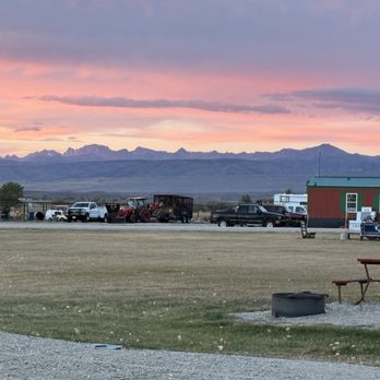 Highline Trail Rv Park - View of the Wind River Range to the North - RV Parks Near Me - Boulder, Wyoming Highline Trail Rv Park - View of the Wind River Range to the North - RV Parks Near Me - Boulder, Wyoming