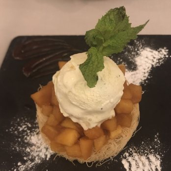 Marina Ventura - Apple crisp - Arroceria / Paella Near Me - Madrid, M