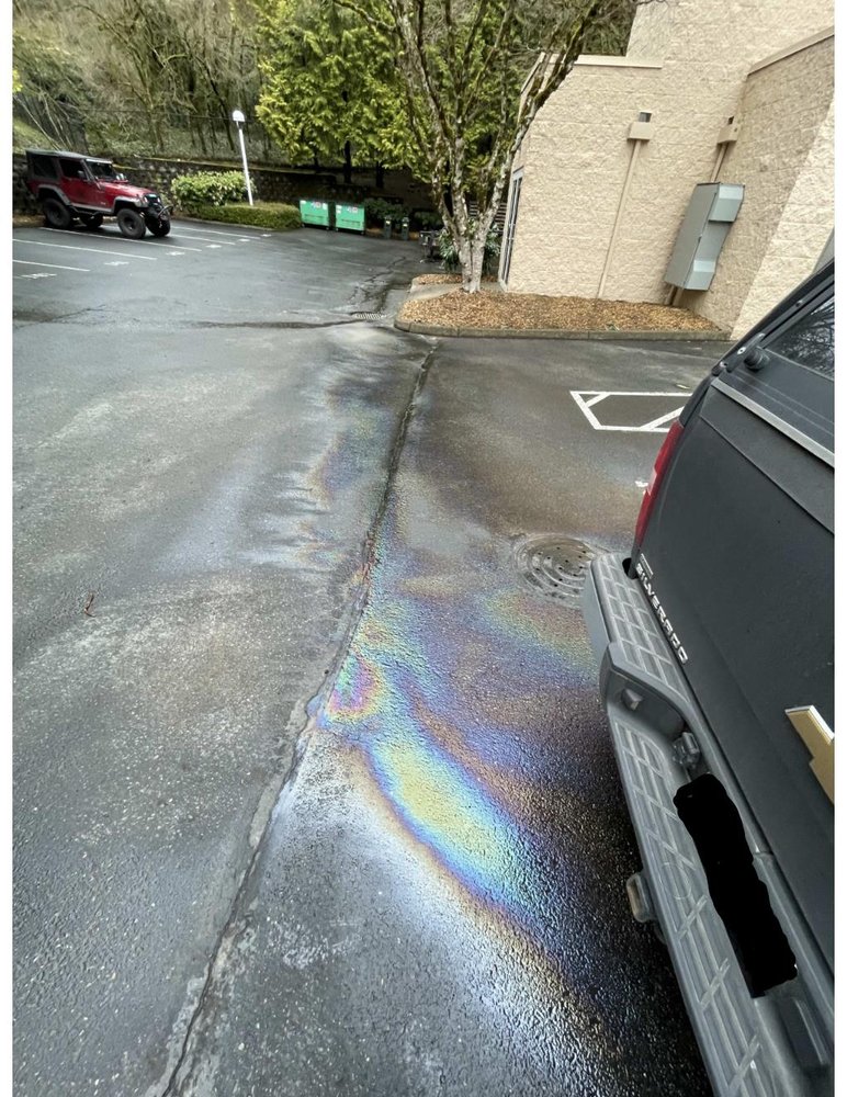 JIFFY LUBE Updated August 2024 11 Photos & 54 Reviews 521 NE