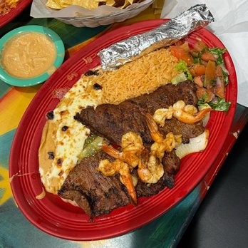 Salsa & Beer - Mexican Near Me - Van Nuys, California