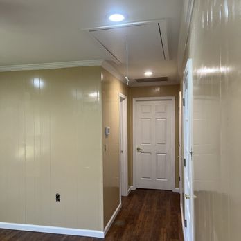 Reginaldo Painting - Kitchen hallway - Painters Near Me Reginaldo Painting - Kitchen hallway - Painters Near Me