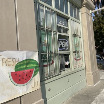 Bobalicious - Outside/pick up area - Bubble Tea Near Me - Redwood City, California Bobalicious - Outside/pick up area - Bubble Tea Near Me - Redwood City, California