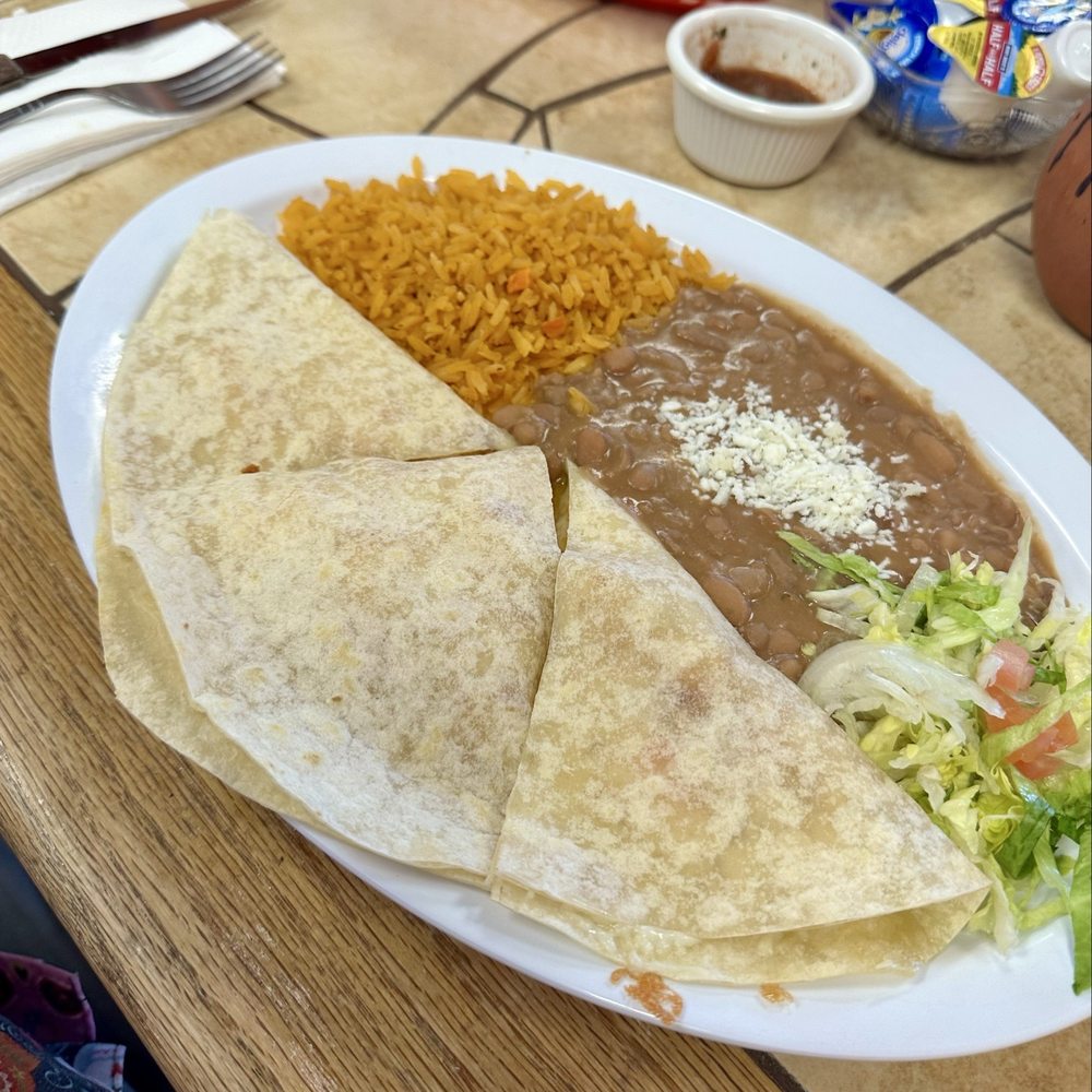 Gonzalez's Restaurant - shrimp quesadilla - Mexican Near Me - Orange, California Gonzalez's Restaurant - shrimp quesadilla - Mexican Near Me - Orange, California