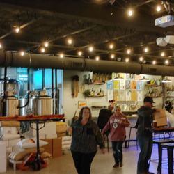 Alga Beer Company - Beautiful set up!
