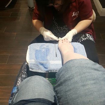 LP Nails & Spa - My ghost white legs. :DDD - Day Spas Near Me - Orlando, Florida