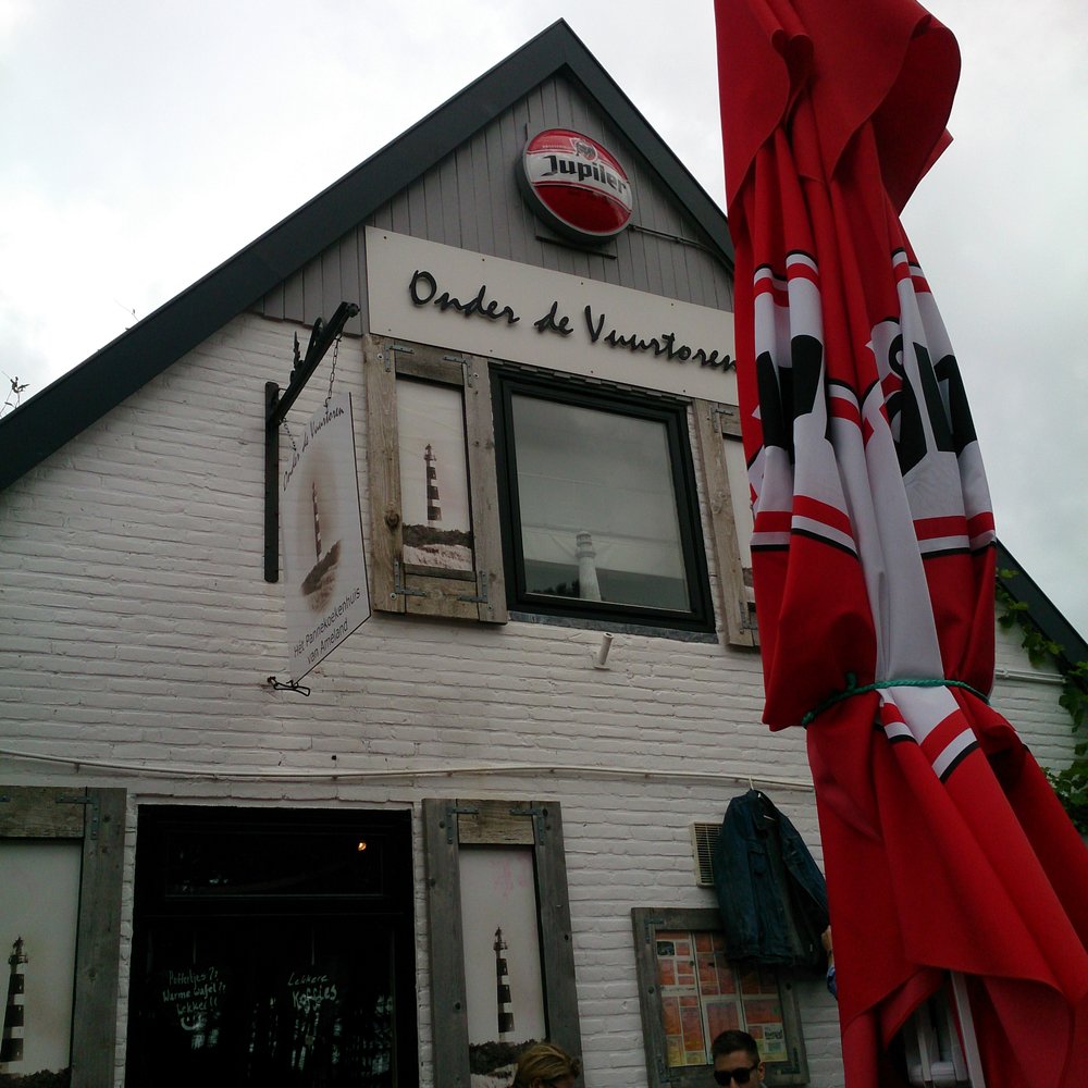 Onder De Vuurtoren - Cafes Near Me - Hollum, FR