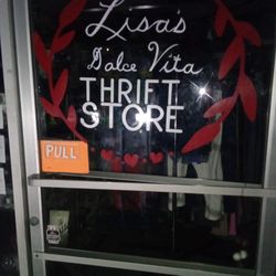 Lisa's Dolce Vita - Best Thrift Store in the Clearlake area.
