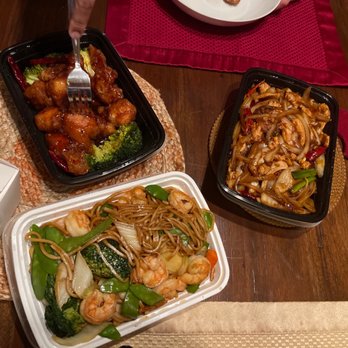 MingHin Cuisine - Orange chicken, shrimp lo mien, spicy chicken - Dim Sum Near Me - Chicago, Illinois MingHin Cuisine - Orange chicken, shrimp lo mien, spicy chicken - Dim Sum Near Me - Chicago, Illinois