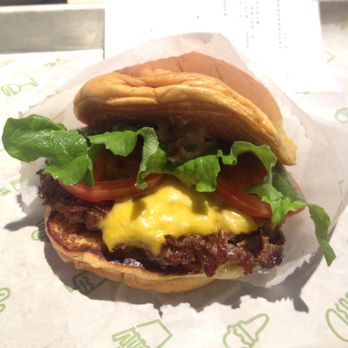 Shake Shack I-Drive - Ice Cream & Frozen Yogurt Near Me - Orlando, Florida Shake Shack I-Drive - Ice Cream & Frozen Yogurt Near Me - Orlando, Florida