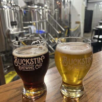 Buckstin Brewing - Nederland - Pizza Near Me - Nederland, Texas