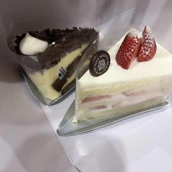 Paris Baguette - Tiramisu Cake, Soft Strawberry Cheese Cake - Bakeries Near Me - Plainsboro, New Jersey Paris Baguette - Tiramisu Cake, Soft Strawberry Cheese Cake - Bakeries Near Me - Plainsboro, New Jersey