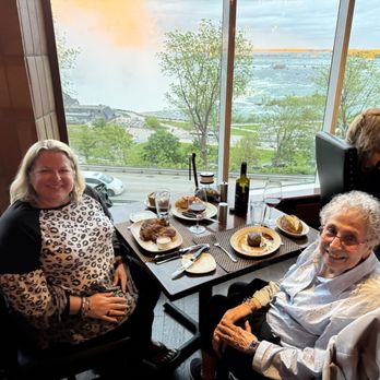 Morton's Grille Niagara Falls - Steakhouses Near Me - Niagara Falls, Ontario Morton's Grille Niagara Falls - Steakhouses Near Me - Niagara Falls, Ontario