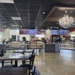 Pinecrest Bakery - Tamiami