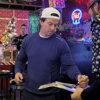 The Sand Dollar Lounge - Mark Wahlberg - Lounges Near Me - Las Vegas, Nevada The Sand Dollar Lounge - Mark Wahlberg - Lounges Near Me - Las Vegas, Nevada