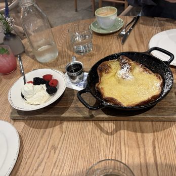 Sunrose California Eatery - Dutch baby - New American Near Me - Agoura Hills, California Sunrose California Eatery - Dutch baby - New American Near Me - Agoura Hills, California