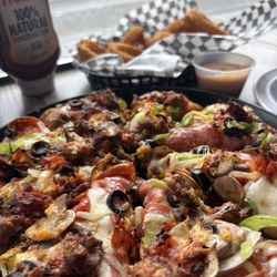 Vicki Rae's Pizza - Most delicious pizza!