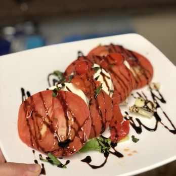 Teddy B's Restaurant - Caprese Salad - Pizza Near Me - Bethany, Connecticut