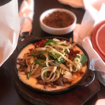 Los Compadres - Queso Fundido con Chorizo - Mexican Near Me - Norwalk, California Los Compadres - Queso Fundido con Chorizo - Mexican Near Me - Norwalk, California