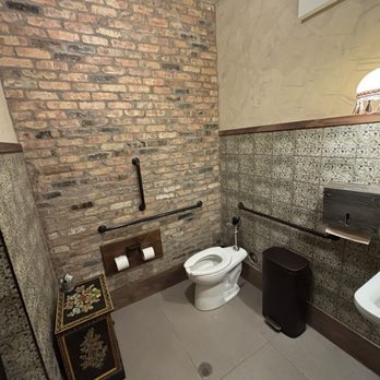 Cafe Yaya - Bathroom - Coffee & Tea Near Me - Chicago, Illinois