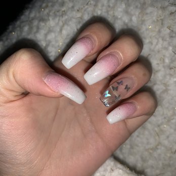 Lynns Nails - Nail Salons Near Me - Elk Grove, California