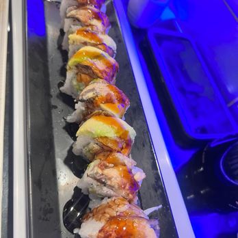 Show Sushi - Eel Roll - Sushi Bars Near Me - San Dimas, California