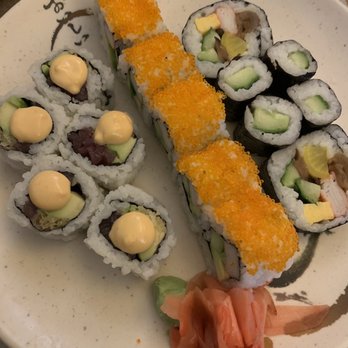Sushi Inn - Sushi - Sushi Bars Near Me - Toronto, Ontario