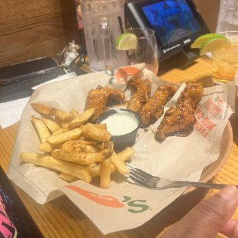Chili's - Crispy Chicken Crispers Combo - American Near Me - Buena Park, California Chili's - Crispy Chicken Crispers Combo - American Near Me - Buena Park, California