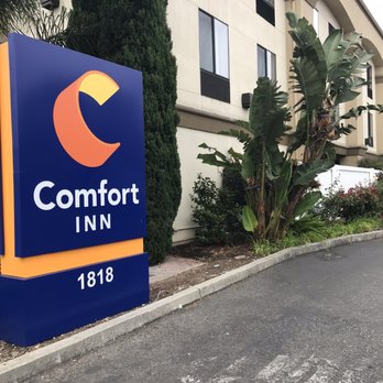 Comfort Inn - Street sign - Hotels Near Me - Redwood City, California Comfort Inn - Street sign - Hotels Near Me - Redwood City, California