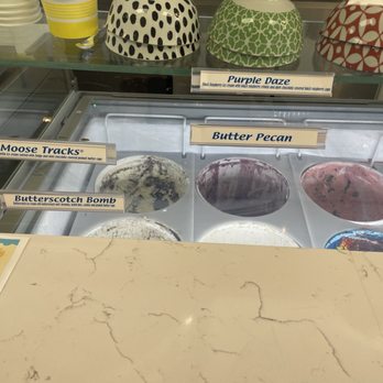 Milkshake and Cookies - Flavors - Ice Cream & Frozen Yogurt Near Me - Plainfield, Illinois