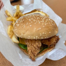 Spicy Chicken Sandwich Combo Spicy Chicken Sandwich Combo