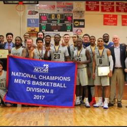 Randall University - Basketball team
