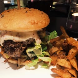 Burger à la Une - Burger raclette  #teamgourmande