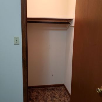 Eoff & Associates Realty - Bdrm 3 closet - Real Estate Services Near Me - Beebe, Arkansas Eoff & Associates Realty - Bdrm 3 closet - Real Estate Services Near Me - Beebe, Arkansas