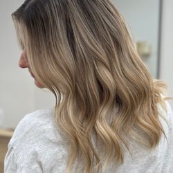 Kinsley + Mane Hair and Extension Lounge
