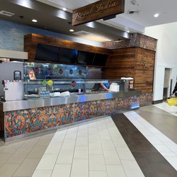 Royal India Express - The rude guy with glasses working here