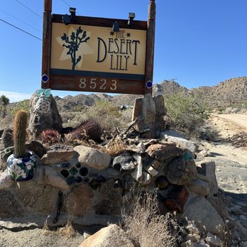 The Desert Lily - Bed & Breakfast Near Me - Joshua Tree, California The Desert Lily - Bed & Breakfast Near Me - Joshua Tree, California