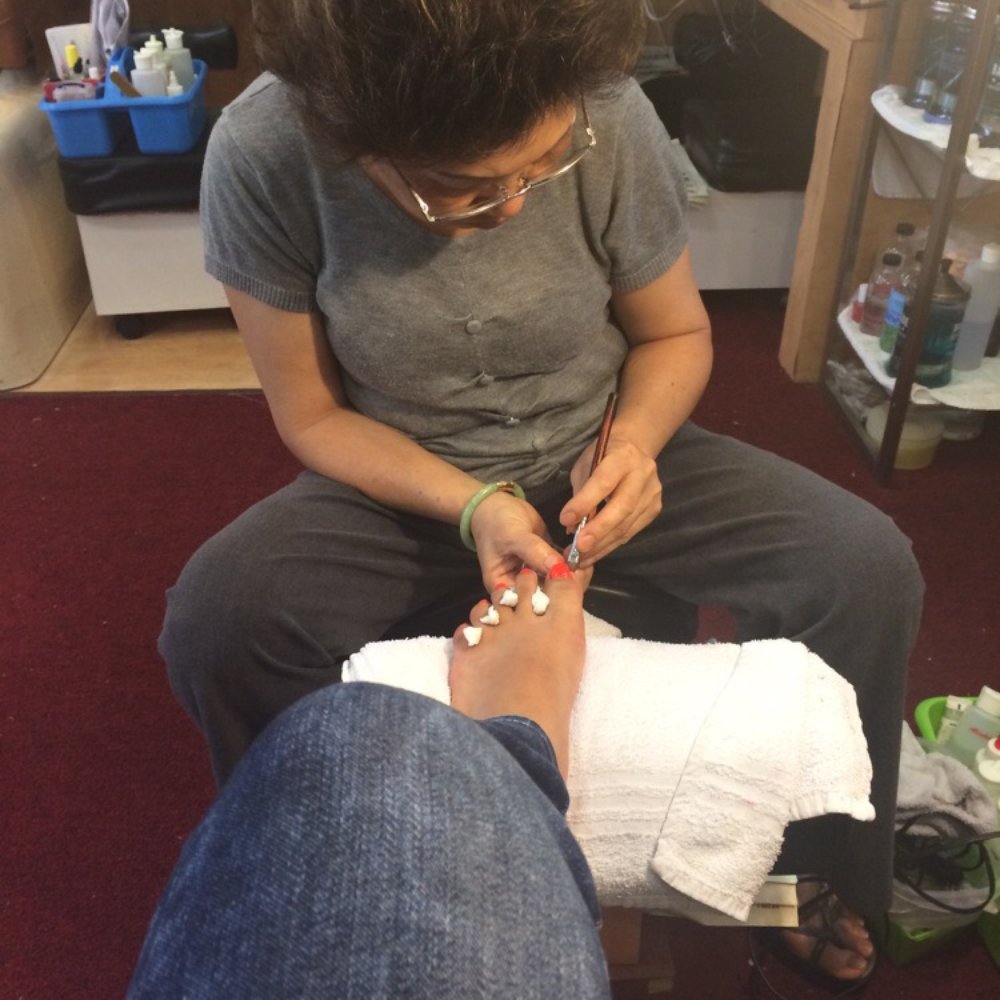 American Nails - Ask for fubu to get an amazing pedicure - Nail Salons Near Me - Culver City, California American Nails - Ask for fubu to get an amazing pedicure - Nail Salons Near Me - Culver City, California