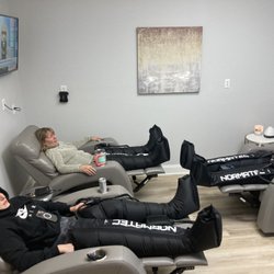 Ain't Life Cool - Nap time while doing compression