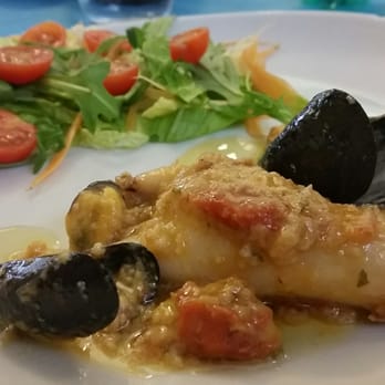 Fantasie Napoletane - Calamaro ripieno - Pizza Near Me - Rome, RM