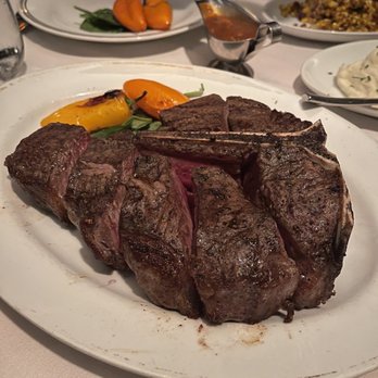 Arroyo Chop House - Porterhouse Steak for 2 Super big cubes. - Steakhouses Near Me - Pasadena, California Arroyo Chop House - Porterhouse Steak for 2 Super big cubes. - Steakhouses Near Me - Pasadena, California