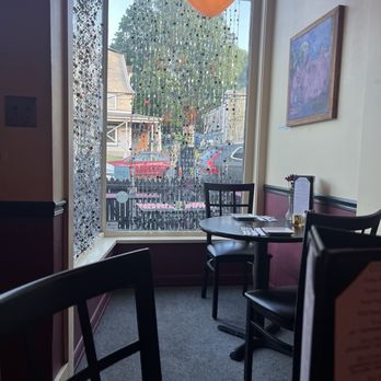 Cold Mountain Cafe - New American Near Me - Bethlehem, New Hampshire