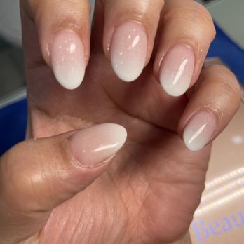 Tru Nail Lounge - Nail Salons Near Me - Seattle, Washington