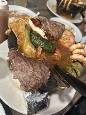 Emporio Sushi & Mariscos by null